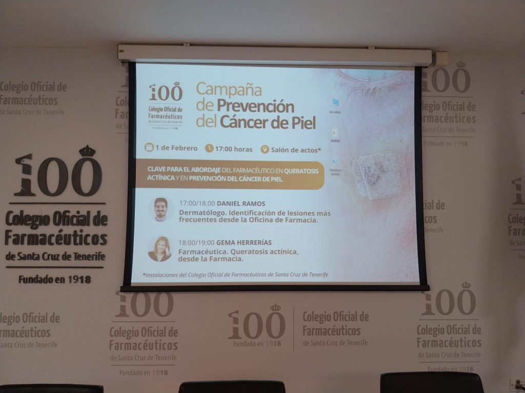 Acto de la Campaña de Prevención del Cáncer de Piel celebrada en el Salón de Actos del Colegio.